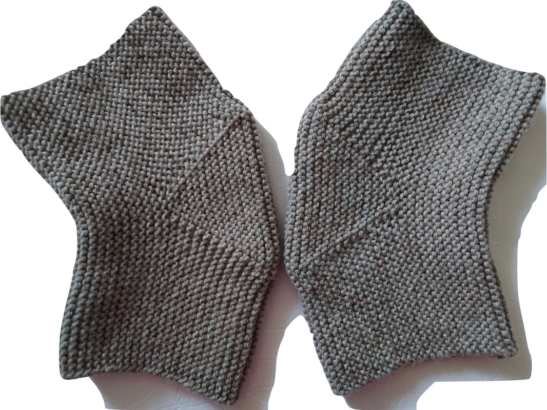 WWI knitted knee cap warmers